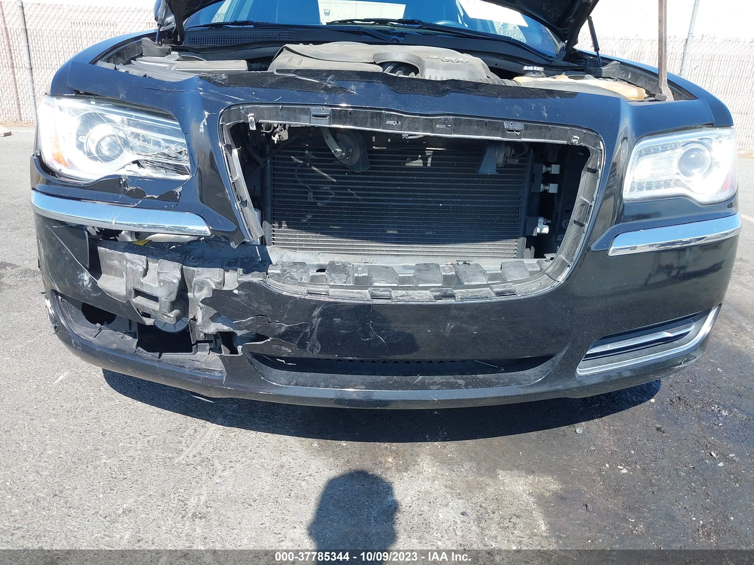 Photo 5 VIN: 2C3CCAAG2DH697506 - CHRYSLER 300 