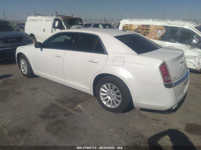 Photo 2 VIN: 2C3CCAAG2DH735607 - CHRYSLER 300 