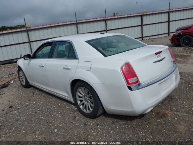 Photo 2 VIN: 2C3CCAAG2EH253026 - CHRYSLER 300 