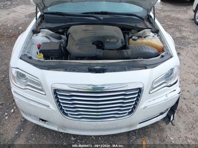 Photo 9 VIN: 2C3CCAAG2EH253026 - CHRYSLER 300 