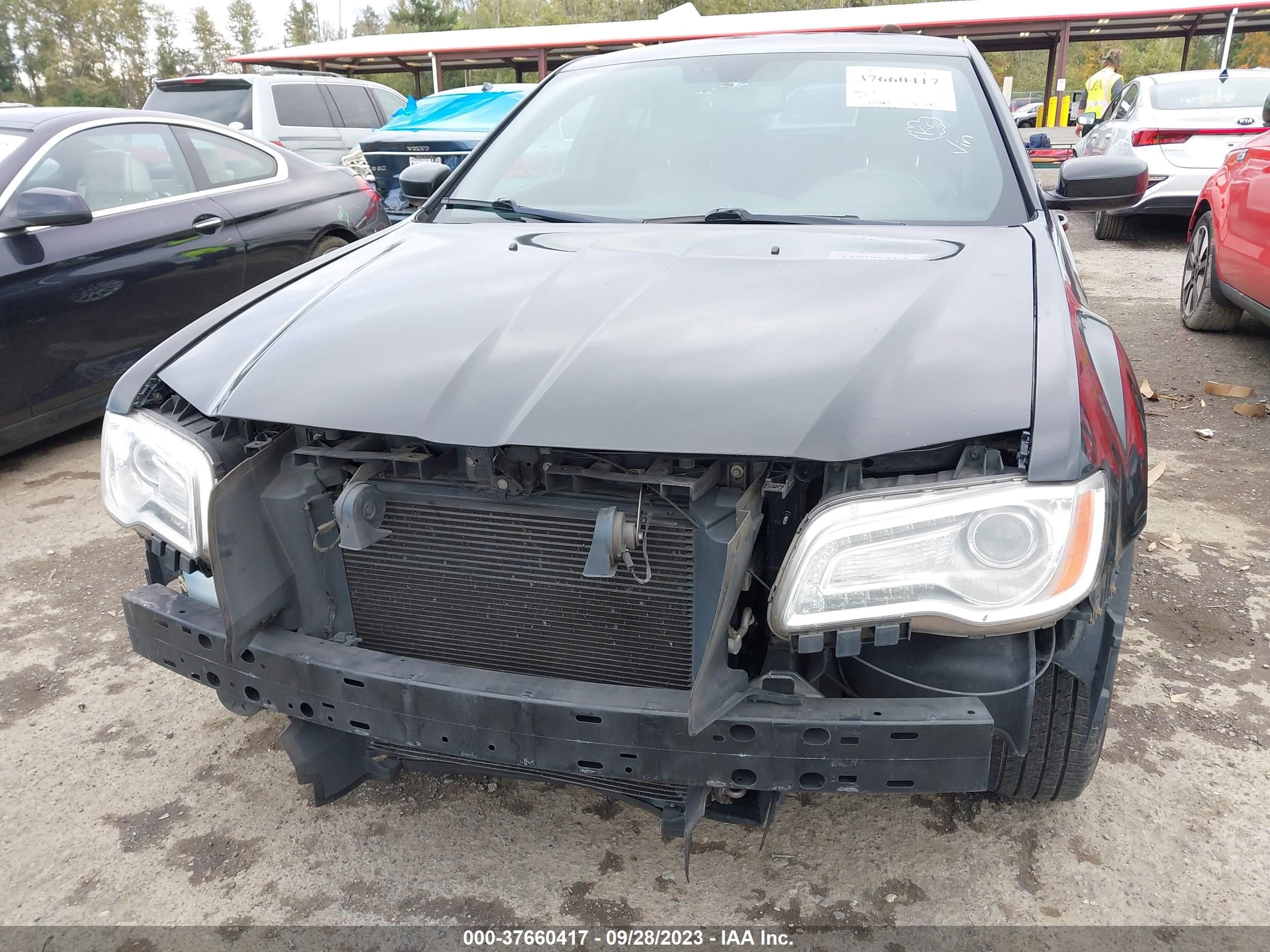 Photo 5 VIN: 2C3CCAAG2EH275947 - CHRYSLER 300 