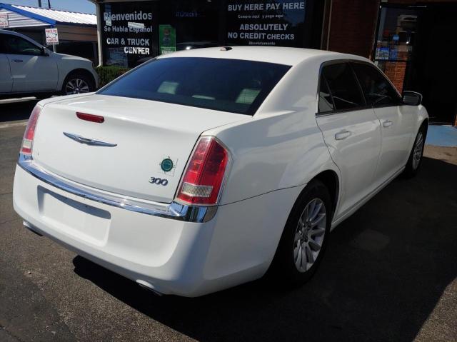 Photo 3 VIN: 2C3CCAAG2EH345835 - CHRYSLER 300 