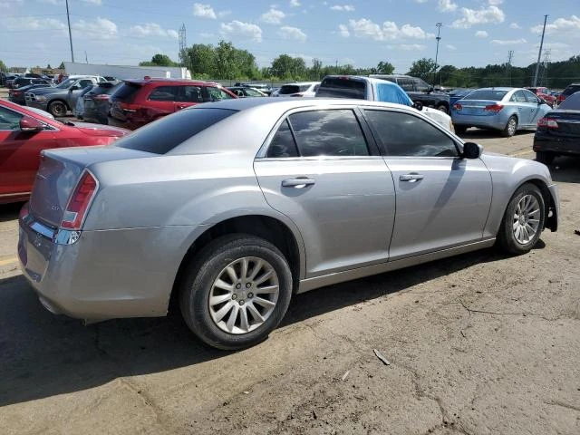 Photo 2 VIN: 2C3CCAAG2EH347097 - CHRYSLER 300 