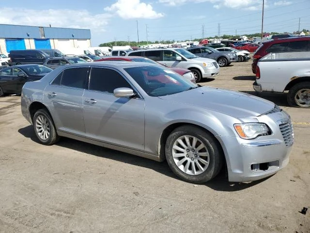 Photo 3 VIN: 2C3CCAAG2EH347097 - CHRYSLER 300 