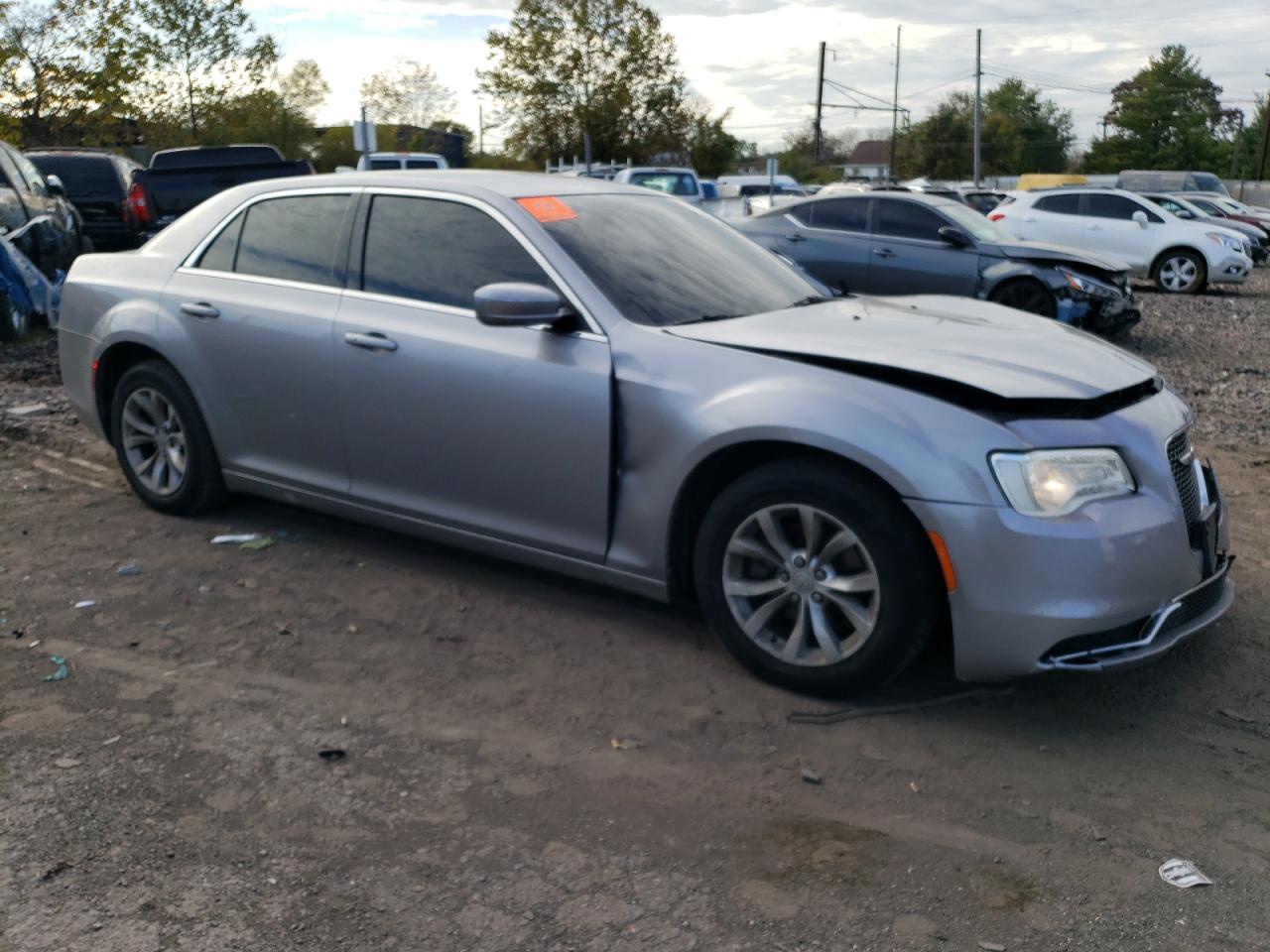 Photo 3 VIN: 2C3CCAAG2FH742821 - CHRYSLER 300 