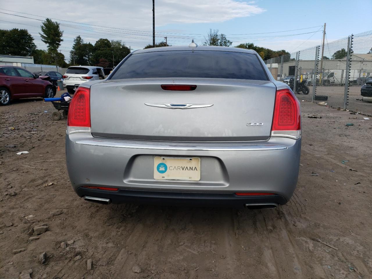 Photo 5 VIN: 2C3CCAAG2FH742821 - CHRYSLER 300 