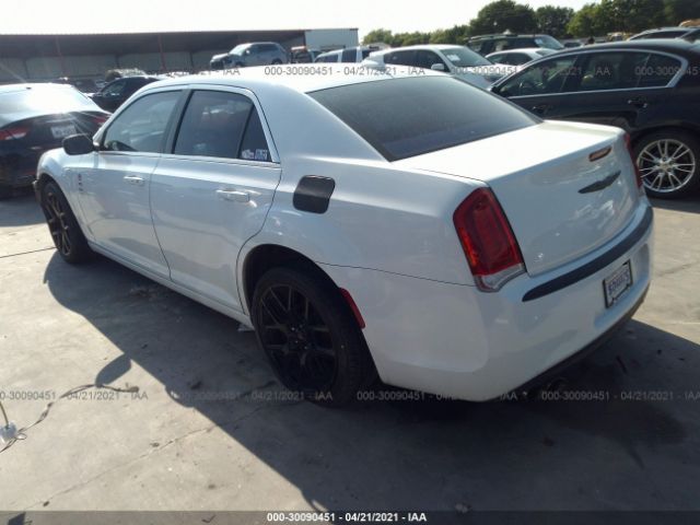 Photo 2 VIN: 2C3CCAAG2FH747291 - CHRYSLER 300 