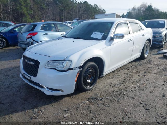 Photo 1 VIN: 2C3CCAAG2FH807098 - CHRYSLER 300 