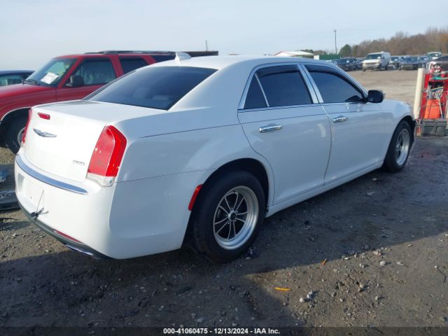 Photo 3 VIN: 2C3CCAAG2FH807098 - CHRYSLER 300 