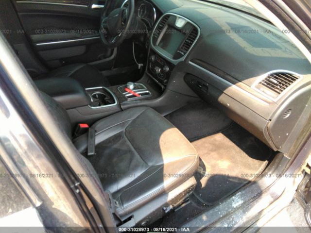 Photo 4 VIN: 2C3CCAAG2FH930738 - CHRYSLER 300 