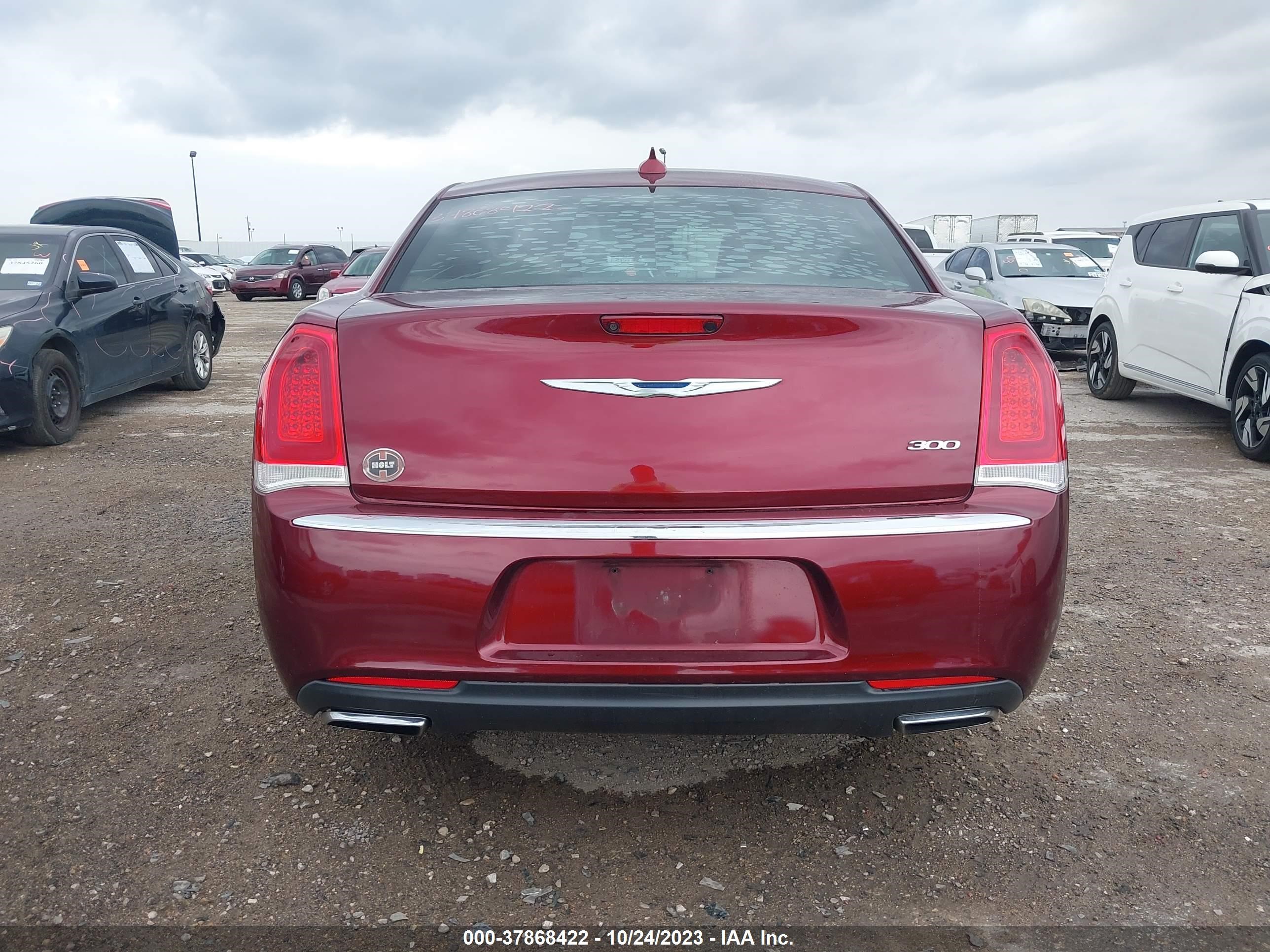 Photo 14 VIN: 2C3CCAAG2GH116770 - CHRYSLER 300 