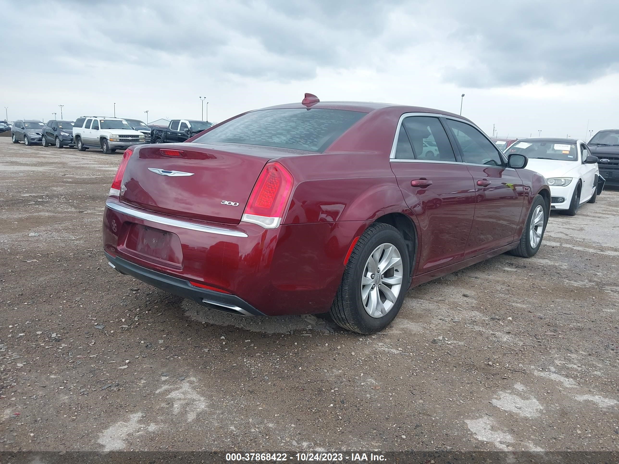 Photo 3 VIN: 2C3CCAAG2GH116770 - CHRYSLER 300 