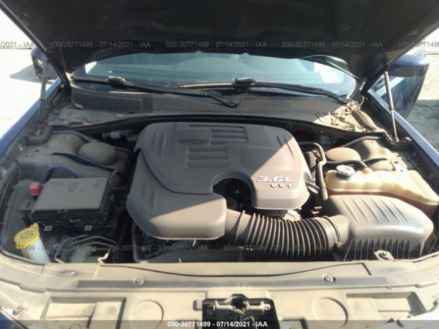 Photo 9 VIN: 2C3CCAAG2GH295747 - CHRYSLER 300 