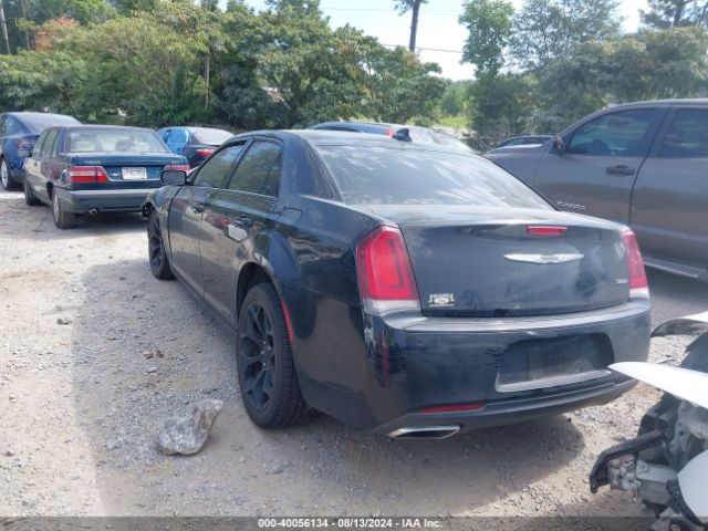 Photo 2 VIN: 2C3CCAAG2JH209117 - CHRYSLER 300 