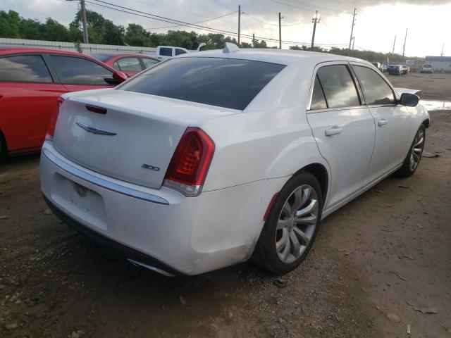 Photo 3 VIN: 2C3CCAAG2JH315552 - CHRYSLER 300 TOURIN 