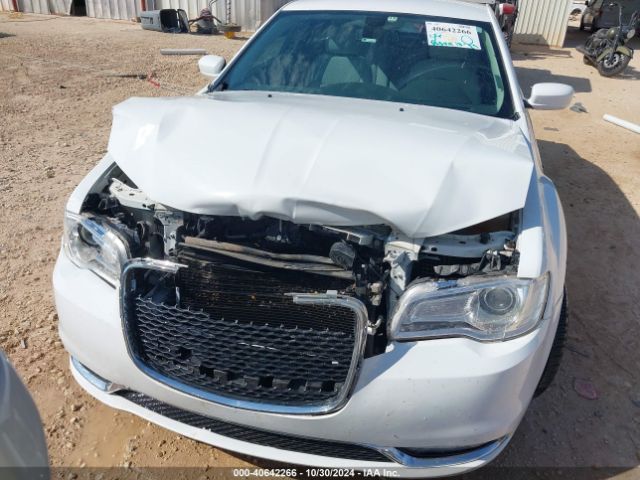 Photo 5 VIN: 2C3CCAAG2JH342475 - CHRYSLER 300 