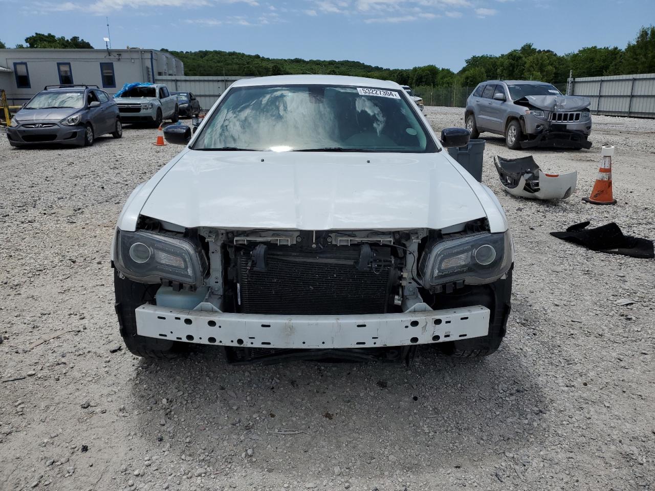 Photo 4 VIN: 2C3CCAAG2KH610104 - CHRYSLER 300 