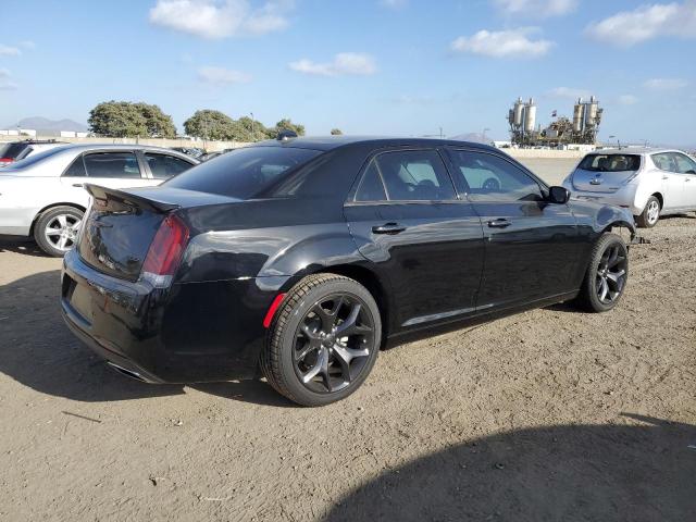 Photo 2 VIN: 2C3CCAAG2PH676692 - CHRYSLER 300 TOURIN 