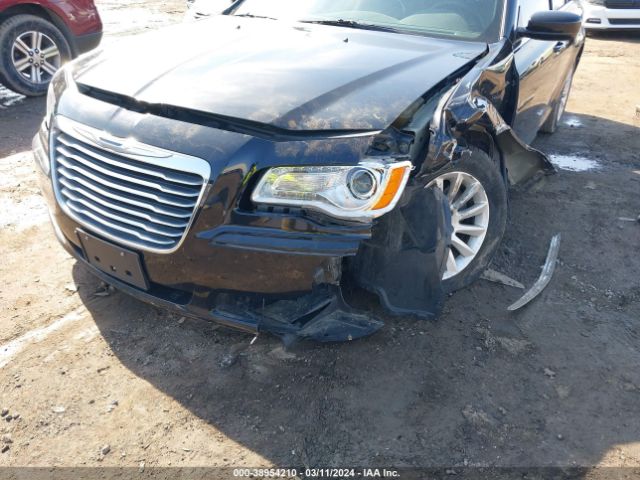 Photo 5 VIN: 2C3CCAAG3EH144249 - CHRYSLER 300 