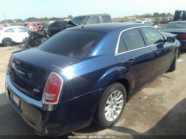 Photo 3 VIN: 2C3CCAAG3EH157406 - CHRYSLER 300 