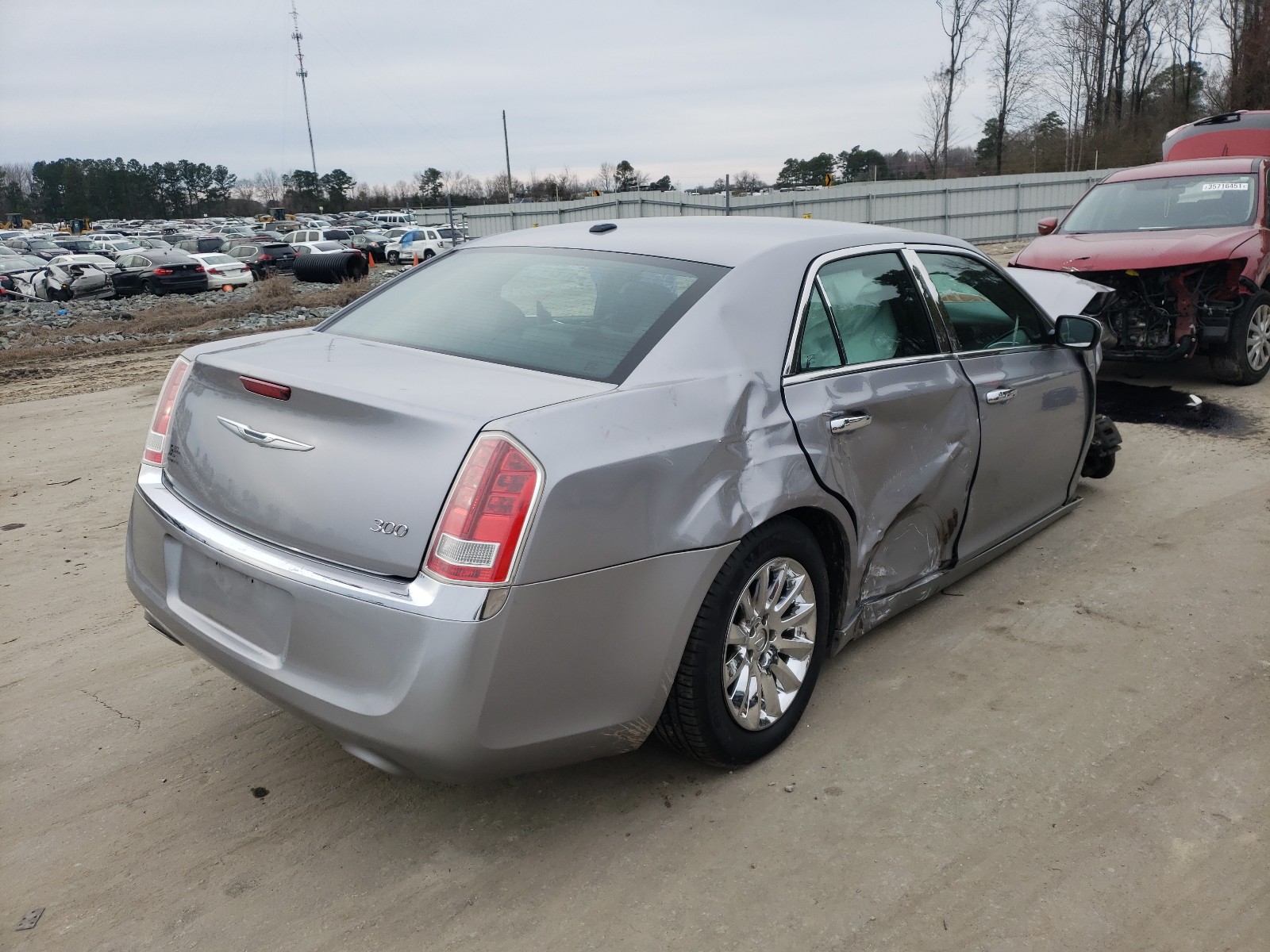 Photo 3 VIN: 2C3CCAAG3EH179132 - CHRYSLER 300 