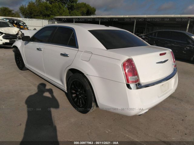 Photo 2 VIN: 2C3CCAAG3EH200562 - CHRYSLER 300 