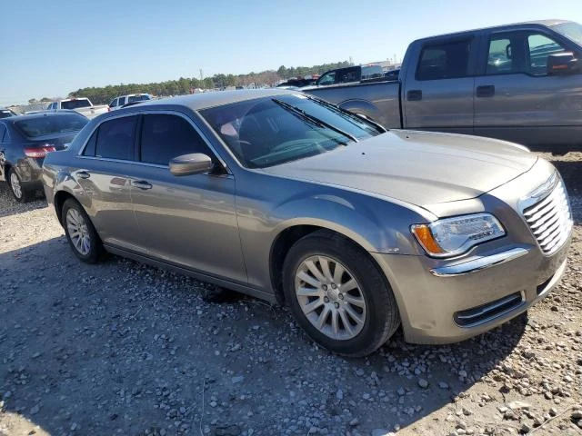 Photo 3 VIN: 2C3CCAAG3EH269347 - CHRYSLER 300 