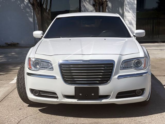 Photo 1 VIN: 2C3CCAAG3EH297097 - CHRYSLER 300 