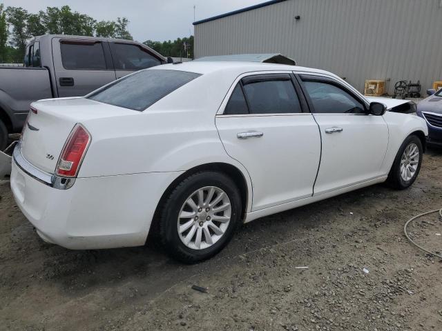 Photo 2 VIN: 2C3CCAAG3EH326937 - CHRYSLER 300 