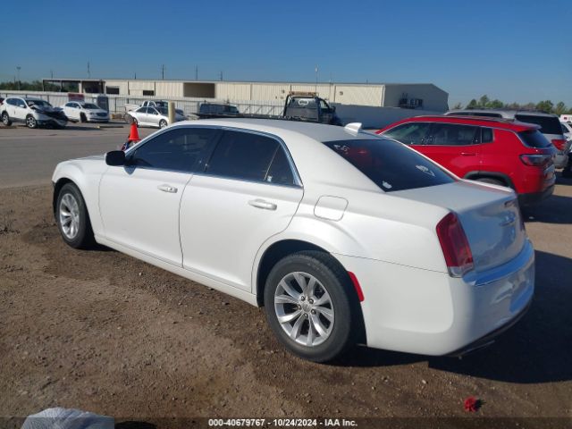 Photo 2 VIN: 2C3CCAAG3FH868220 - CHRYSLER 300 