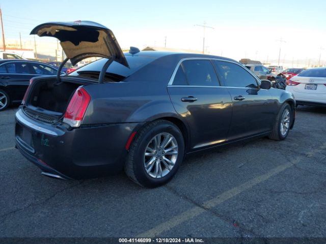 Photo 3 VIN: 2C3CCAAG3JH209062 - CHRYSLER 300 