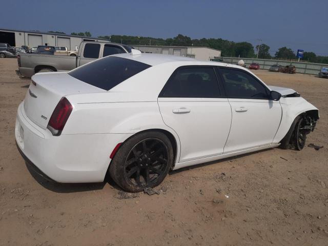 Photo 2 VIN: 2C3CCAAG3JH275384 - CHRYSLER 300 TOURIN 