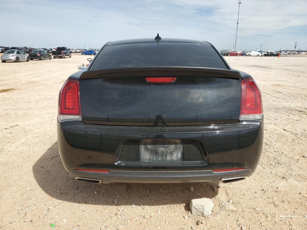 Photo 5 VIN: 2C3CCAAG3JH293951 - CHRYSLER 300 