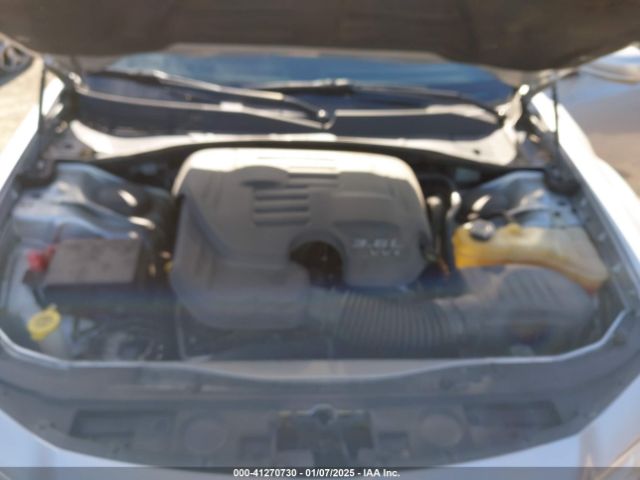 Photo 9 VIN: 2C3CCAAG3KH654483 - CHRYSLER 300 