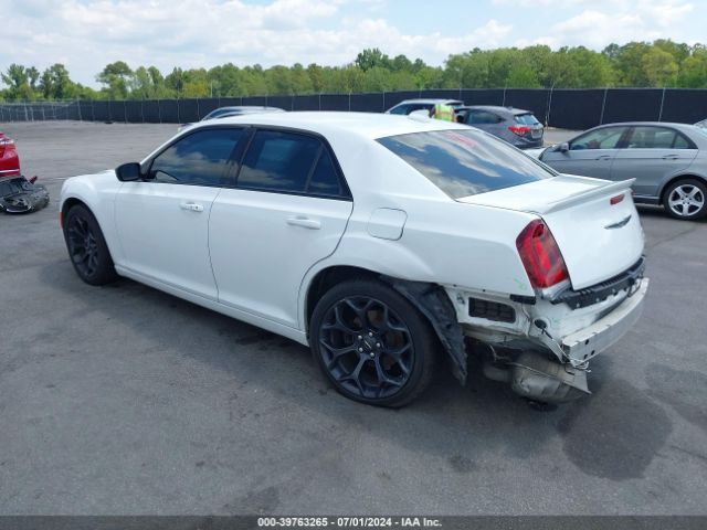 Photo 2 VIN: 2C3CCAAG3KH679366 - CHRYSLER 300 