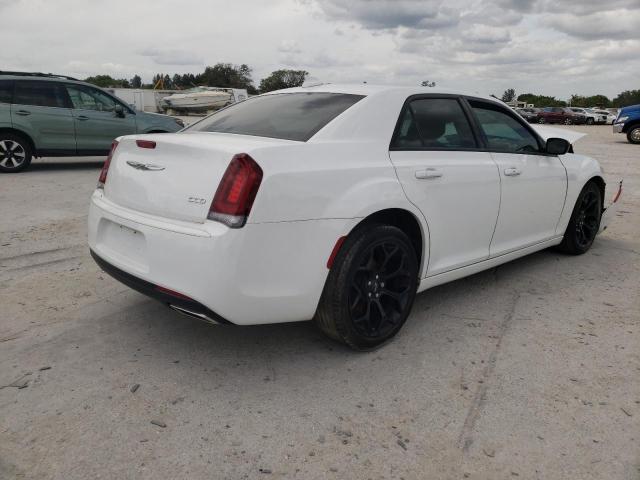 Photo 3 VIN: 2C3CCAAG3KH745947 - CHRYSLER 300 TOURIN 