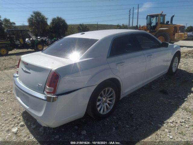 Photo 3 VIN: 2C3CCAAG4DH551673 - CHRYSLER 300 