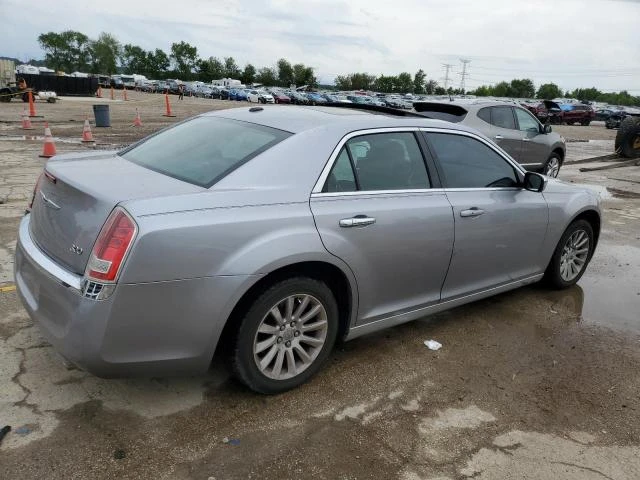 Photo 2 VIN: 2C3CCAAG4DH599450 - CHRYSLER 300 