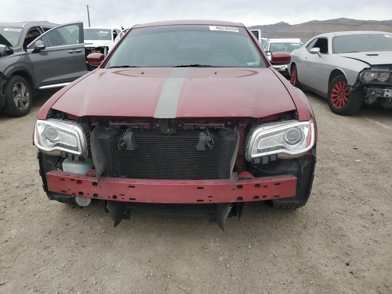 Photo 4 VIN: 2C3CCAAG4EH160136 - CHRYSLER 300 