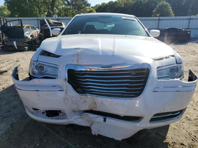 Photo 4 VIN: 2C3CCAAG4EH257885 - CHRYSLER 300 