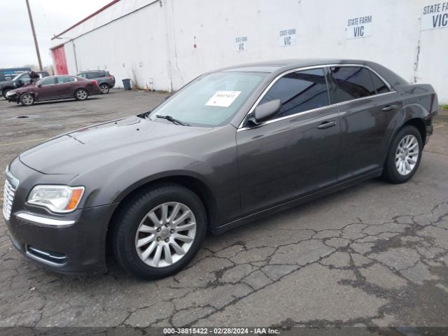 Photo 1 VIN: 2C3CCAAG4EH272984 - CHRYSLER 300 