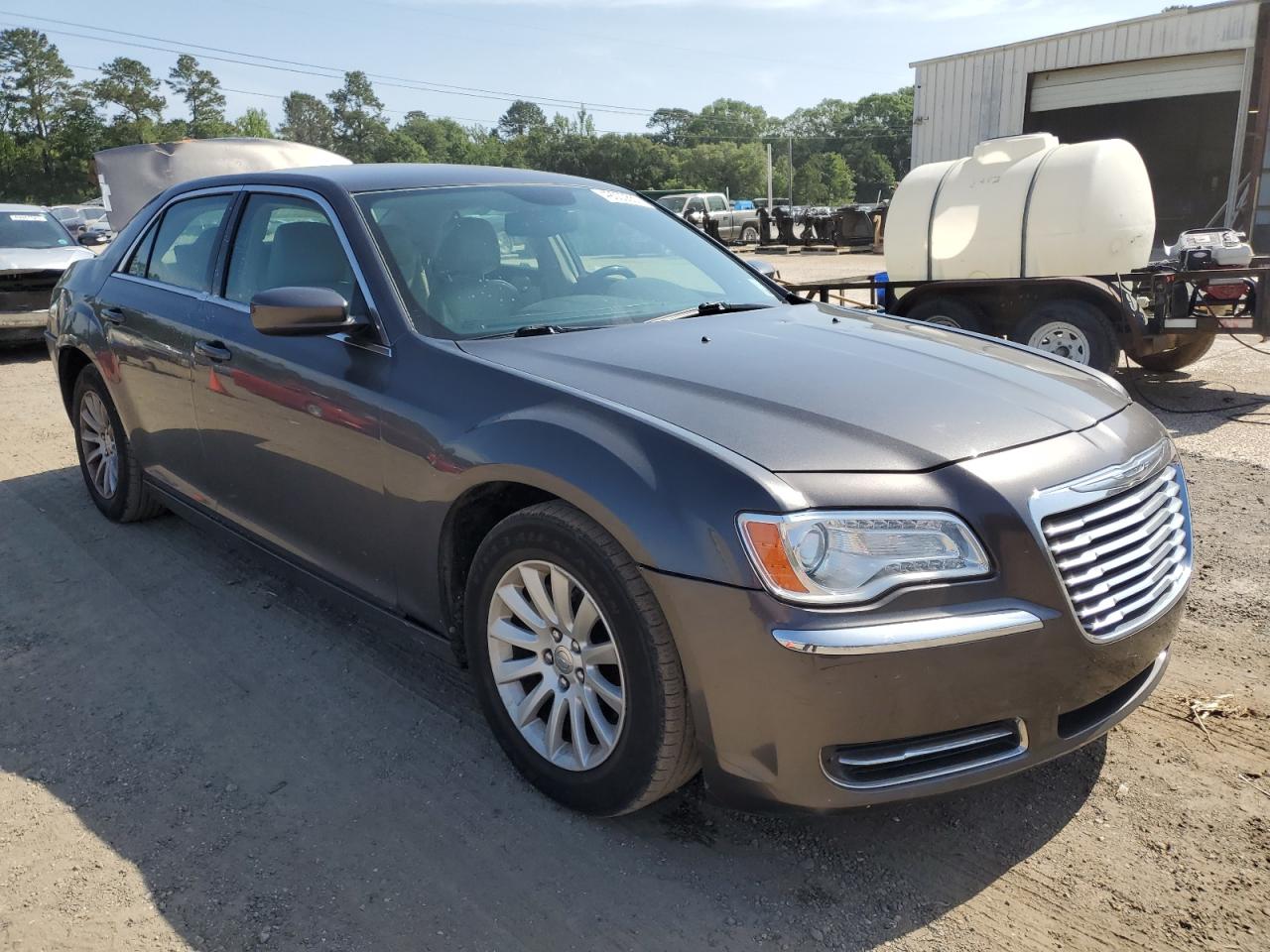 Photo 3 VIN: 2C3CCAAG4EH327255 - CHRYSLER 300 