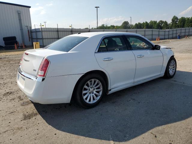 Photo 2 VIN: 2C3CCAAG4EH331144 - CHRYSLER 300 