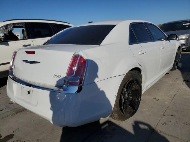 Photo 2 VIN: 2C3CCAAG4EH345691 - CHRYSLER 300 