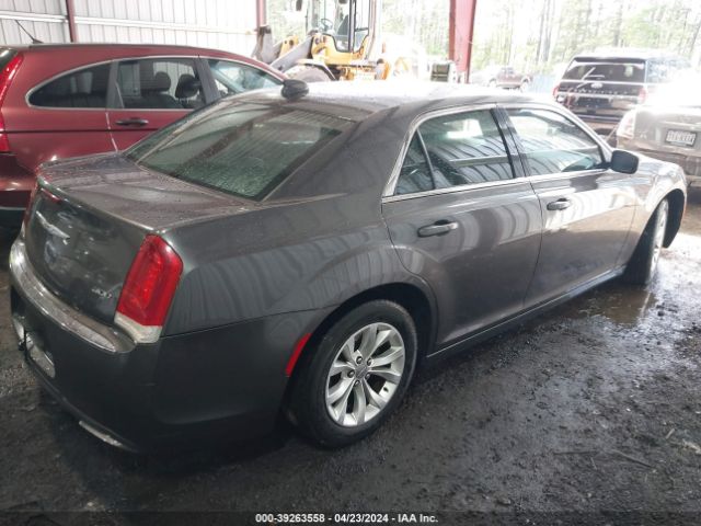 Photo 3 VIN: 2C3CCAAG4FH792135 - CHRYSLER 300 