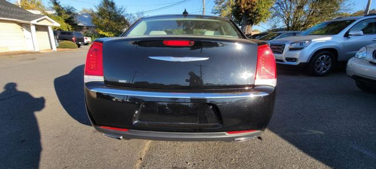 Photo 6 VIN: 2C3CCAAG4FH807202 - CHRYSLER 300 