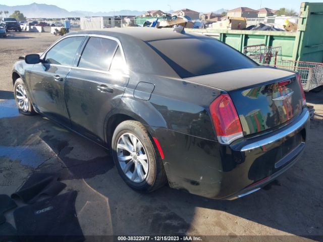 Photo 2 VIN: 2C3CCAAG4FH882627 - CHRYSLER 300 