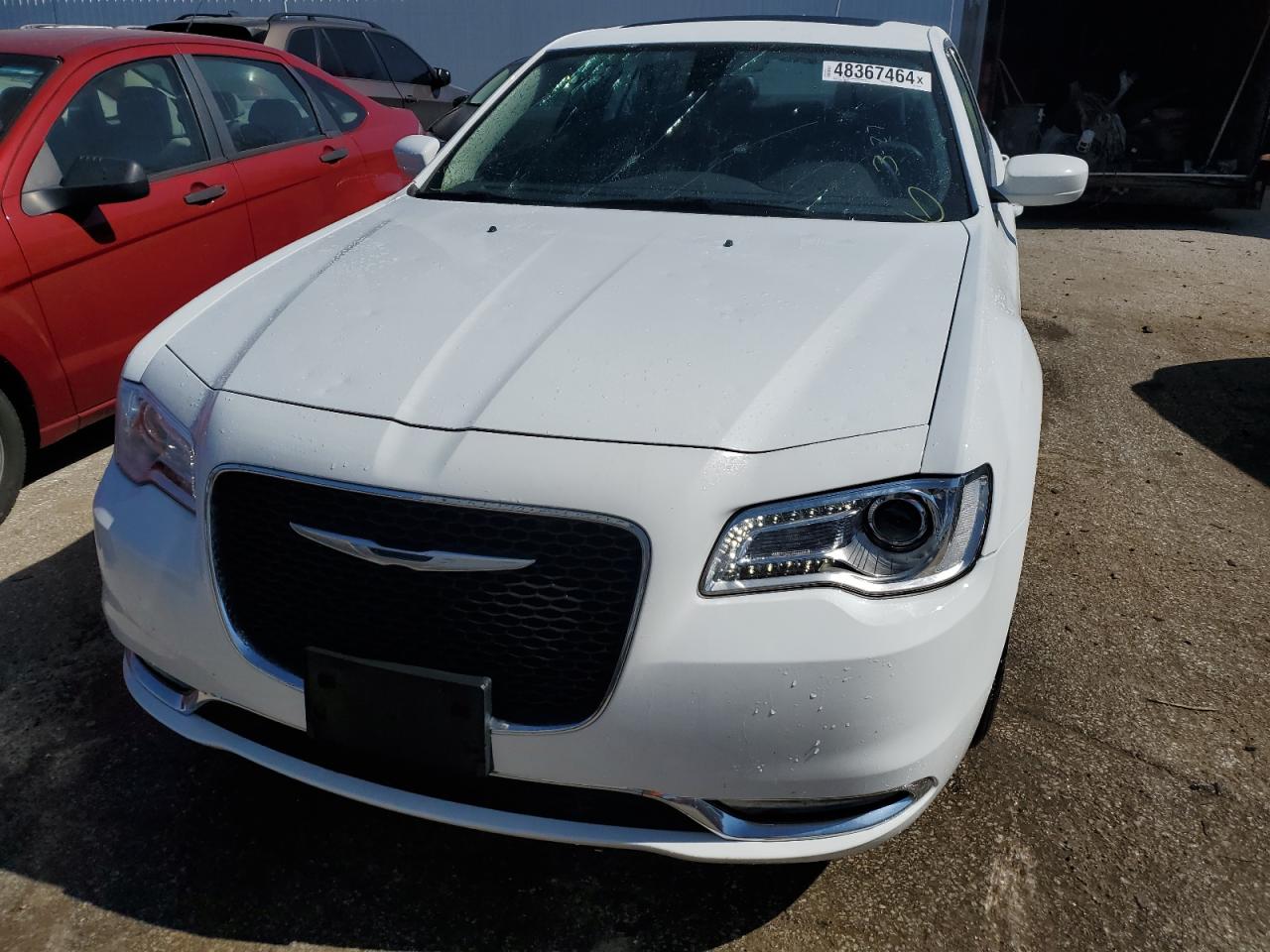 Photo 4 VIN: 2C3CCAAG4GH243858 - CHRYSLER 300 