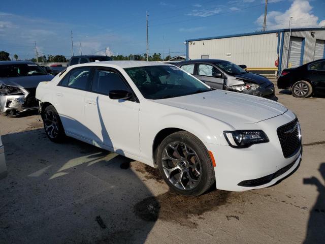 Photo 3 VIN: 2C3CCAAG4JH264667 - CHRYSLER 300 TOURIN 