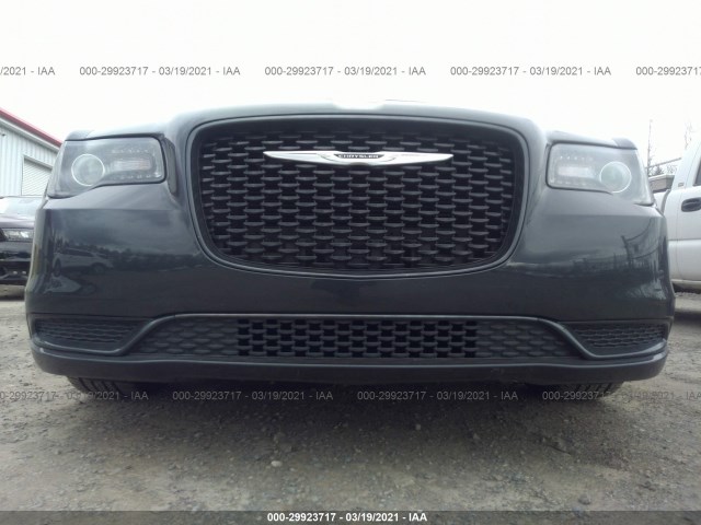 Photo 5 VIN: 2C3CCAAG4KH590048 - CHRYSLER 300 